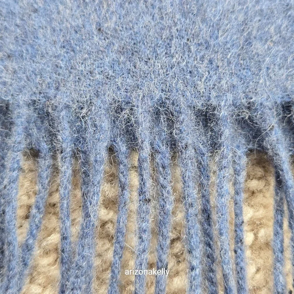 NWOT Banana Republic Wool Scarf Blue With Black Speckles